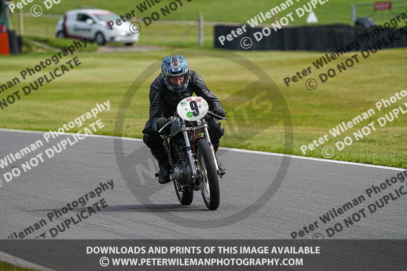 Vintage motorcycle club;eventdigitalimages;mallory park;mallory park trackday photographs;no limits trackdays;peter wileman photography;trackday digital images;trackday photos;vmcc festival 1000 bikes photographs